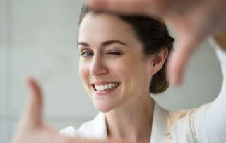 Vull millorar el somriure: quines opcions tinc i com escollir la millor per a mi? 3 Clinica Dental Sitges Mejorar Sonrisa 8